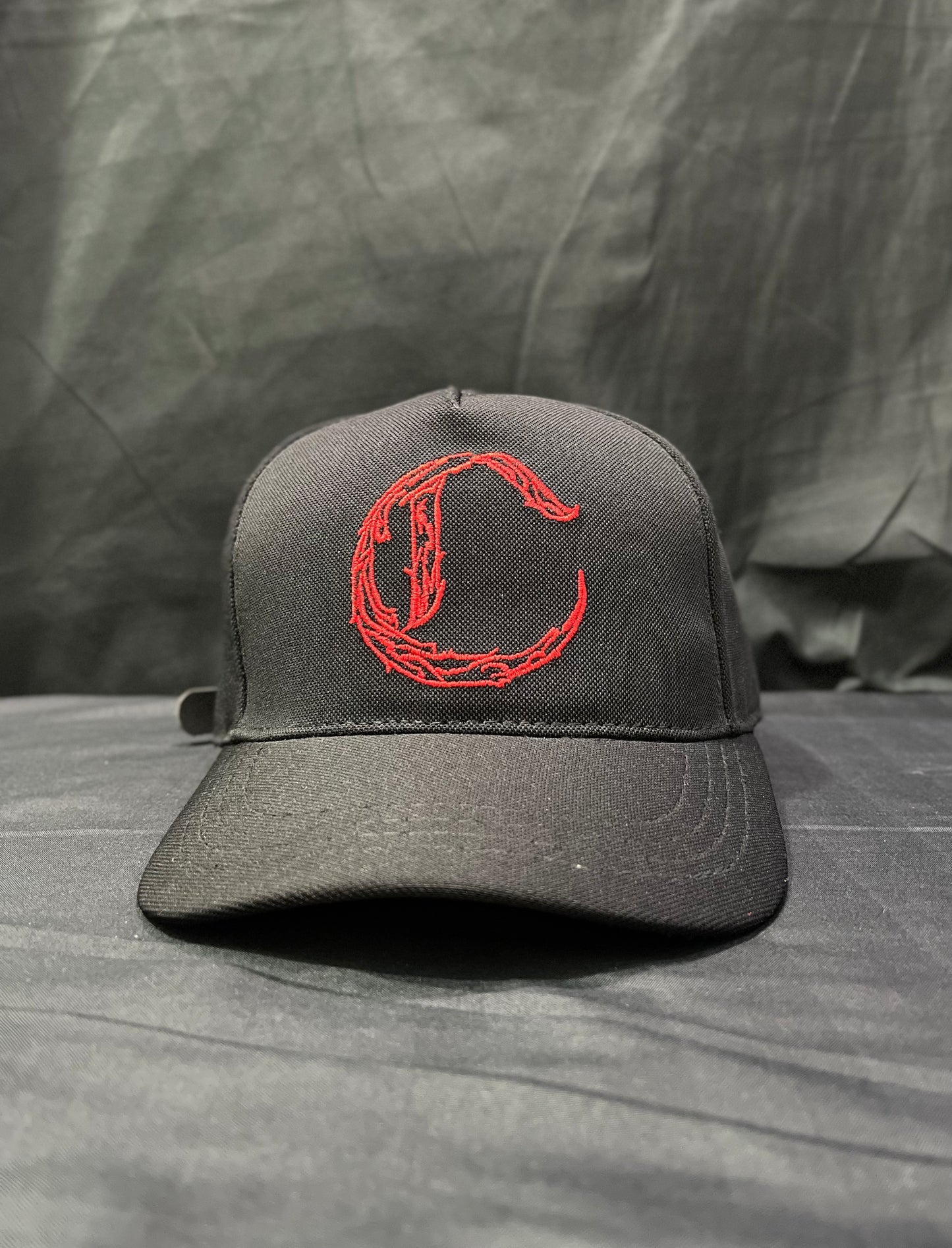 GORRA CLEMONT NEGRA- Clemont con C roja